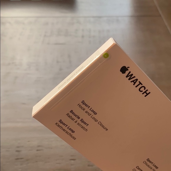 Apple Watch 44mm Black Sport Loop - Picture 3 of 3